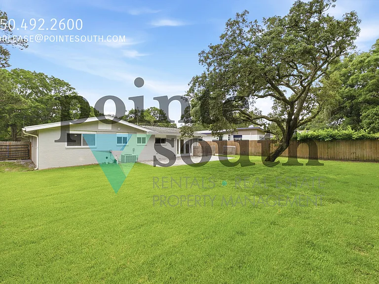 302 Loruna Dr — Photo 36