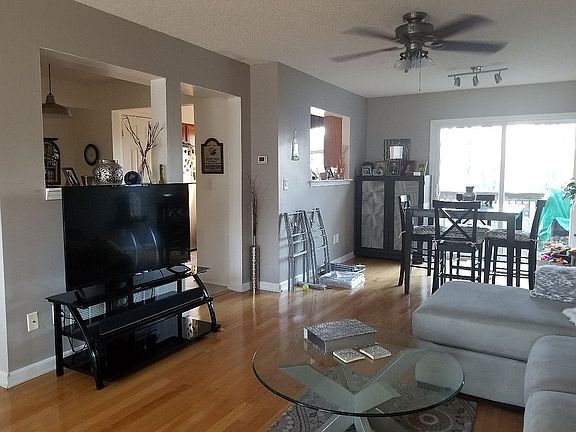 Living / dining room