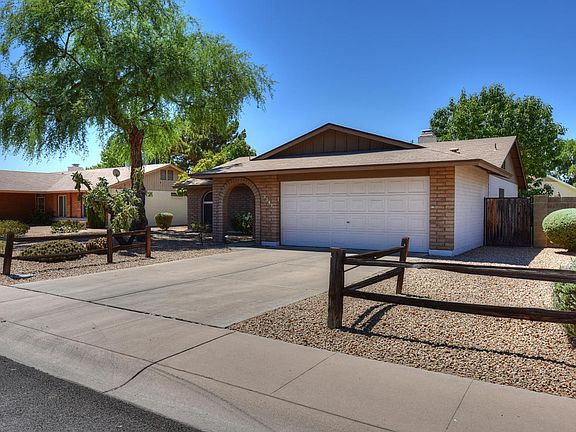 2nd image of 3547 W Aire Libre Ave