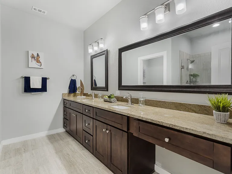 5871 Rivendell Dr — Photo 6