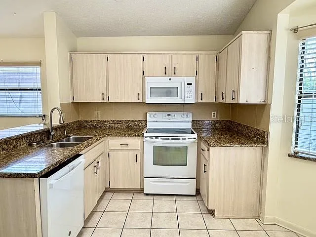 2911 Woolridge Dr — Photo 9