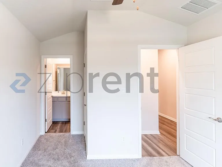 213 Ethan Run — Photo 16