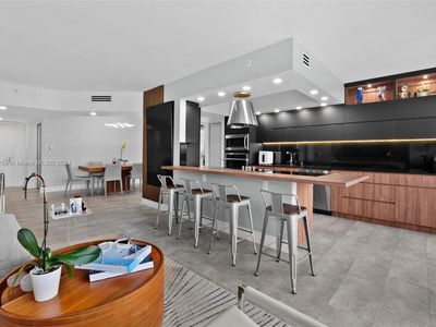 21055 Yacht Club Dr APT 607, Aventura, FL, 33180