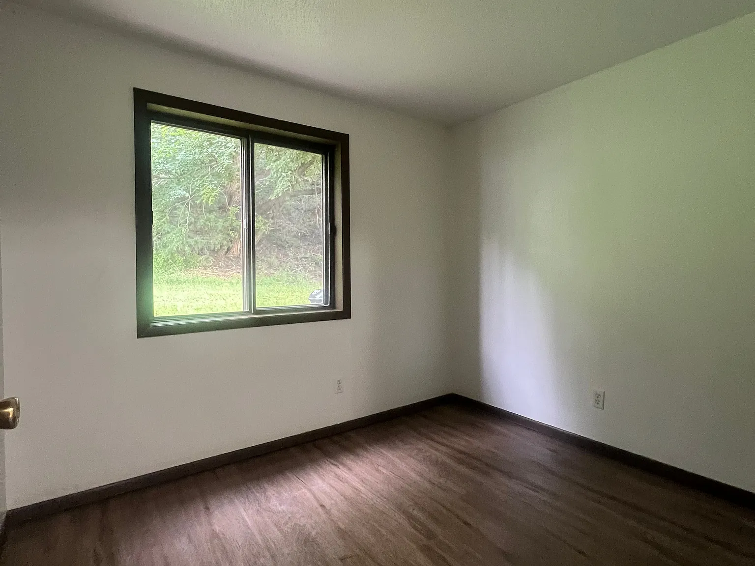 2 bed, 1.0 bath, 760 sqft, $850 — Photo 4