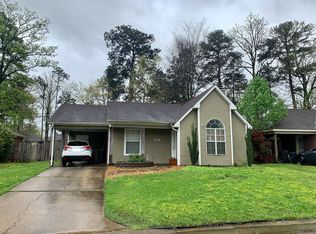 1216 Barnett Bend Cir, Brandon, MS 39047