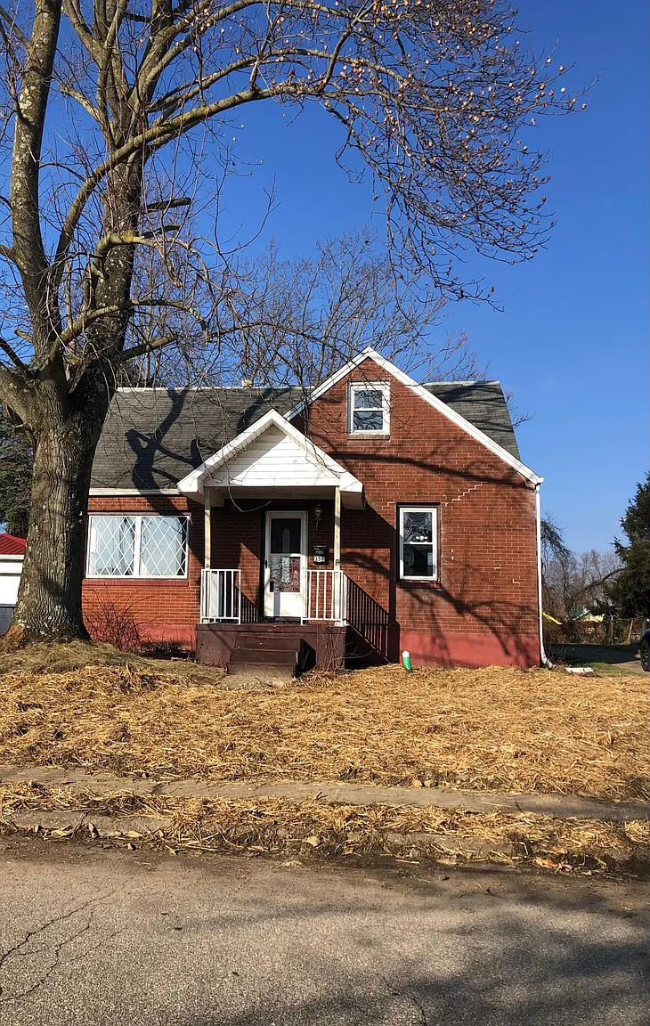 359 New York Blvd photo 1