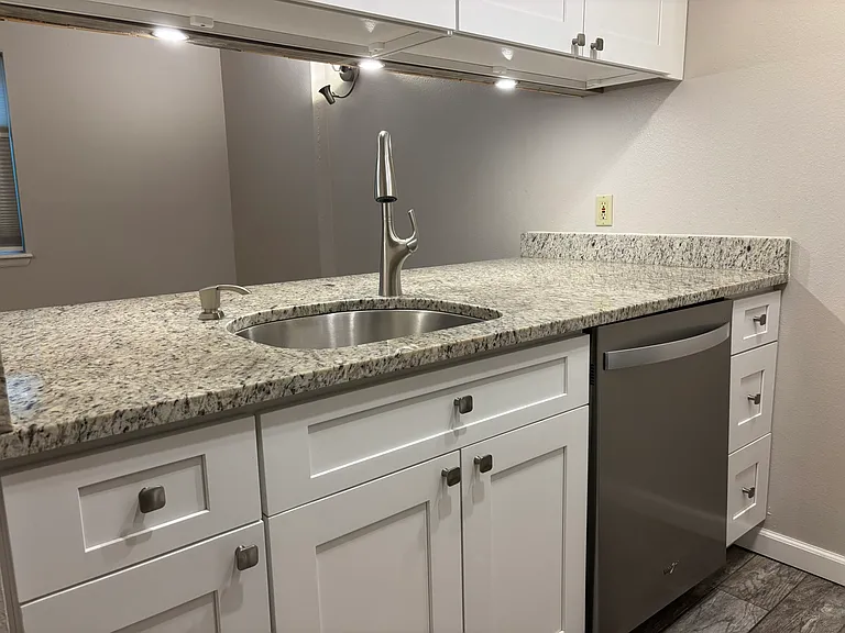 2727 Folsom St #230 — Photo 6