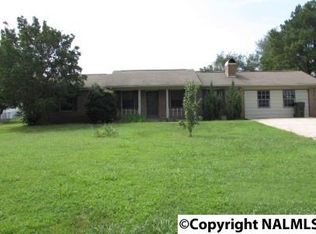 139 Tres Dr, Huntsville, AL 35811