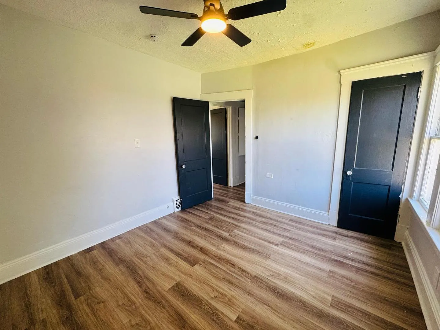 11616 Tuscora Ave - Unit 2 — Photo 1