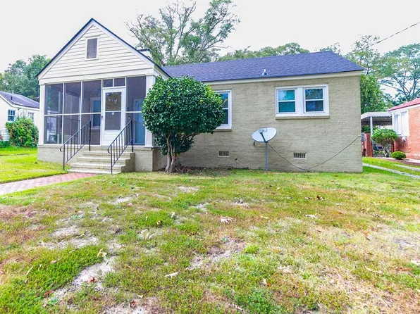 2703 E Wynnton Ln, Columbus, GA 31906