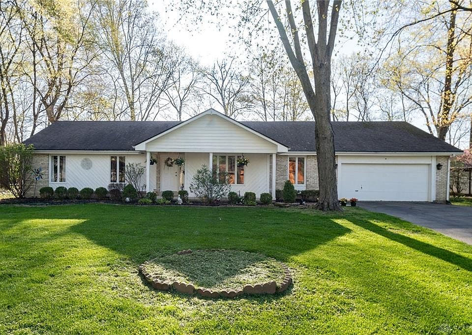 1st image of 1125 Green Tree Dr