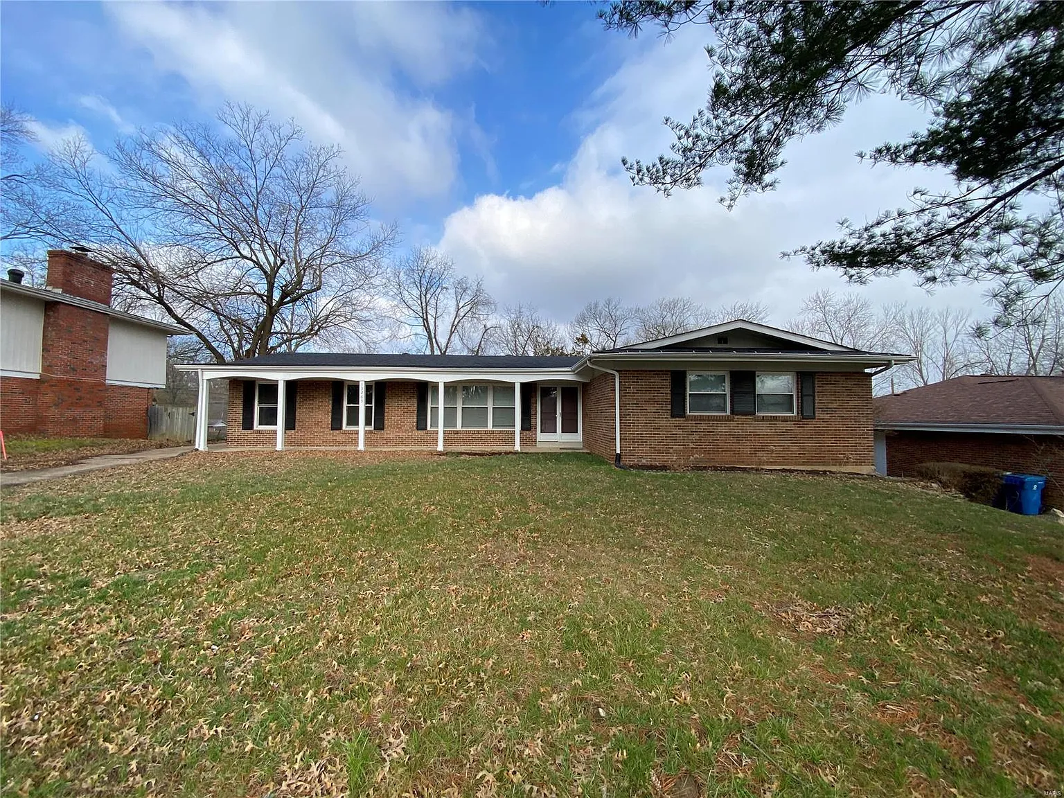 13265 Old Jamestown Rd photo 1