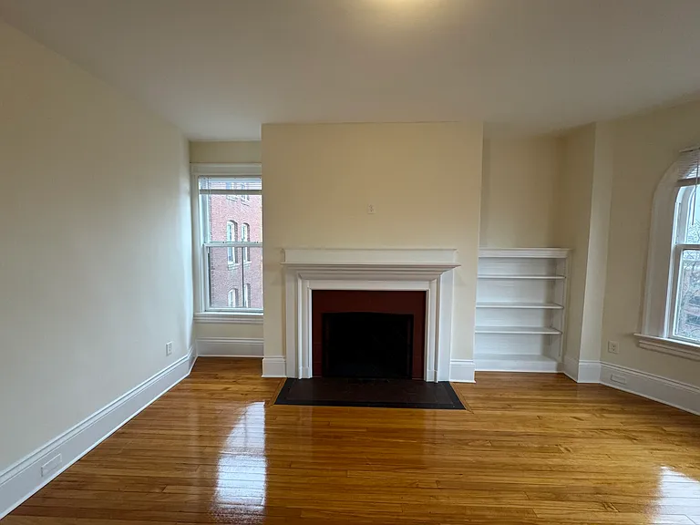 2 Ware St #202 — Photo 8