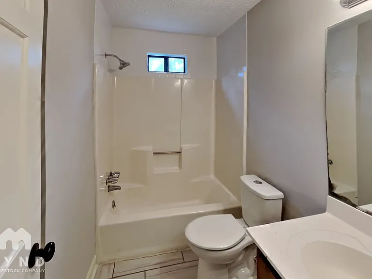 4915 Willow Ln — Photo 17