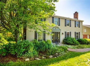 1717 Hathaway Ln, Pittsburgh, PA