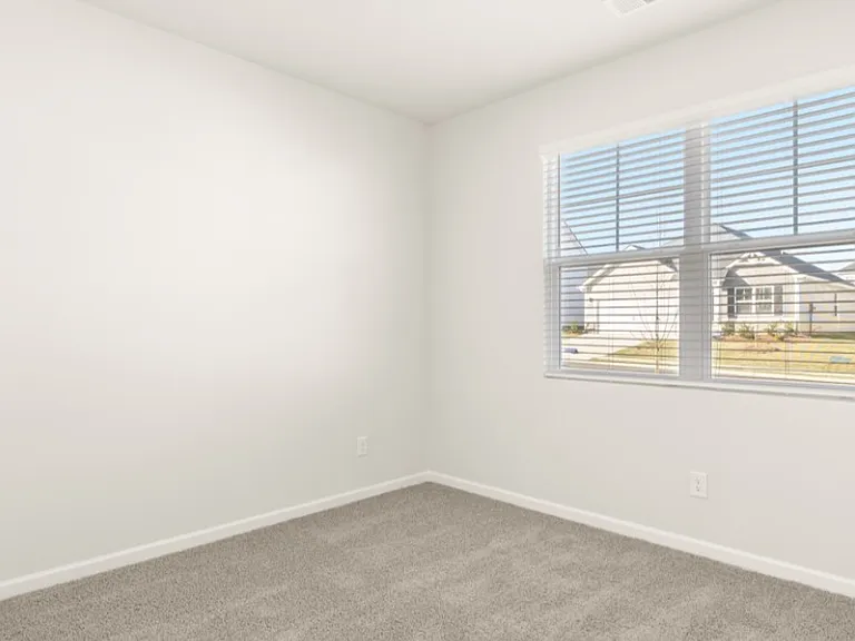 1163 Champlain Rd — Photo 9