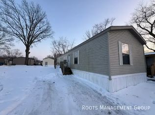 200 Paradise Acres Rd #5, Carterville, IL 62918