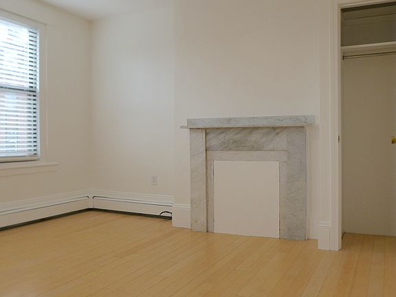 2nd image of 14 Milford St