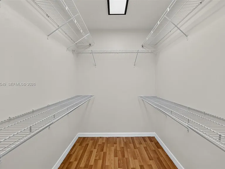 220 Lakeview Dr #210 — Photo 23