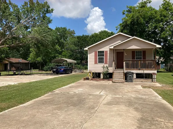 1417 Avenue A, Bay City, TX 77414