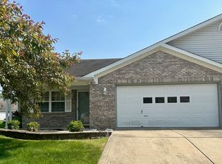 5653 Misty Ridge Dr, Indianapolis, IN 46237