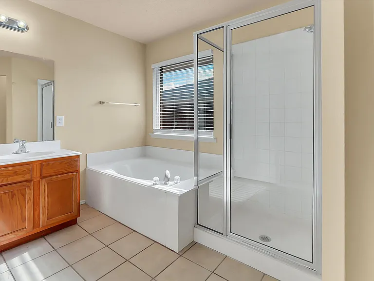 4154 Parterre Dr — Photo 16