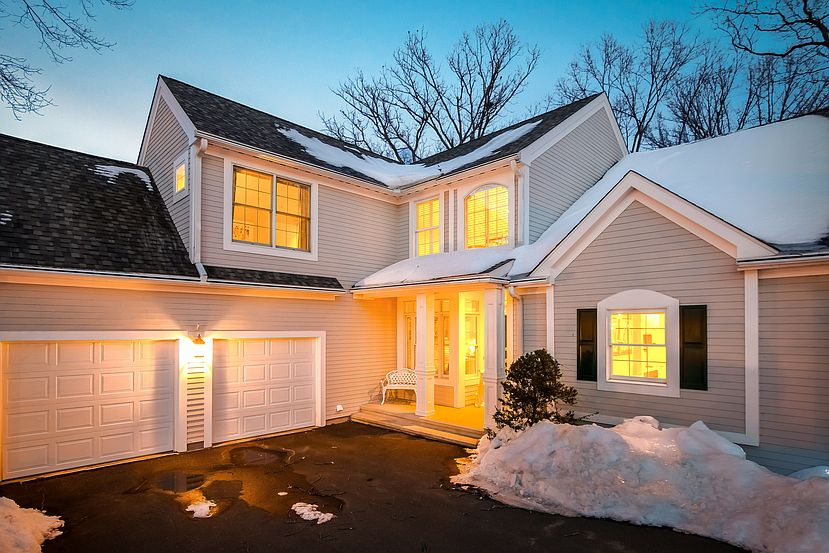 2 Upper Heatherwood