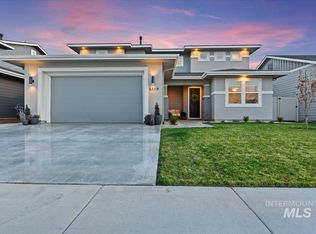 5339 W Daphne Dr, Meridian, ID 83646