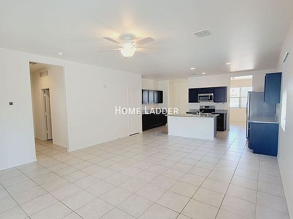 3rd image of 11239 E Sunflower Ct