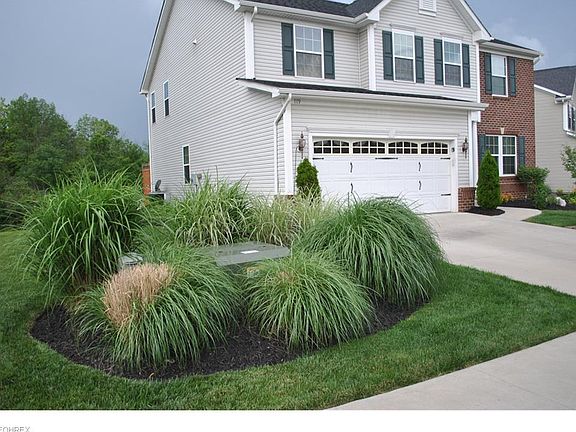 3rd image of 779 Arbor Trails Dr