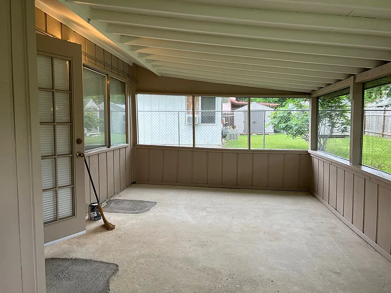 8214 Spring Town St — Photo 17