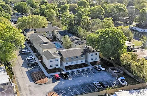 Castille Court Apartments Photo 1