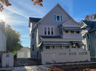 48 Sycamore St, Springfield, MA 01109