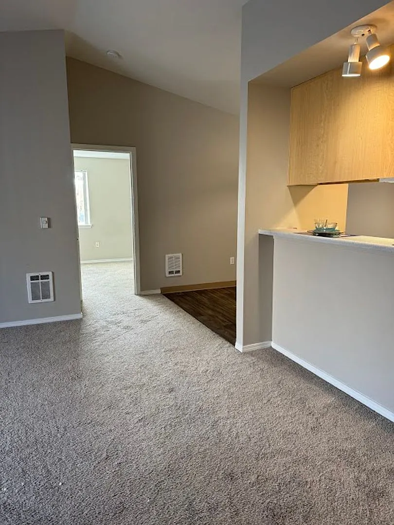Life Just Got Better Come See For Yourself At Powell Court Apartments!! — Photo 3