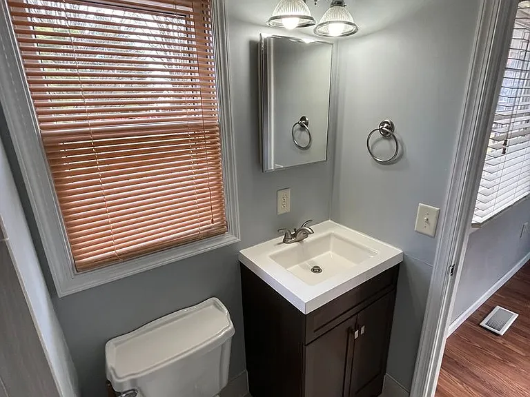 3435 Edenbridge Rd — Photo 28