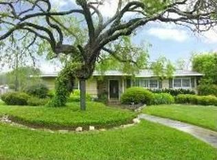 326 Calumet Pl, San Antonio, TX 78209