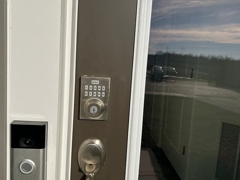 18 Bruton Ln — Photo 3