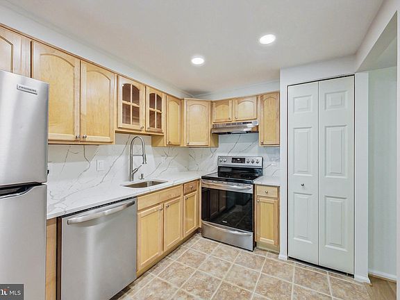 5th image of 7621 Provincial Dr APT 306