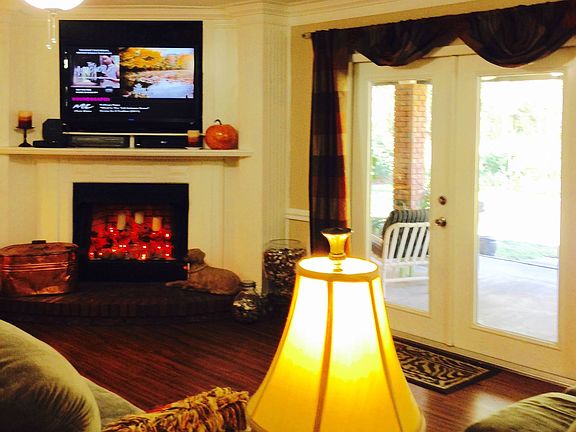 French doors to 60' porch