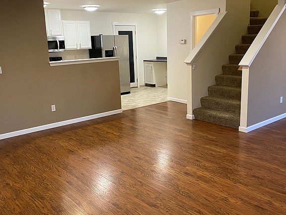 3rd image of 4840 41st Ln SE