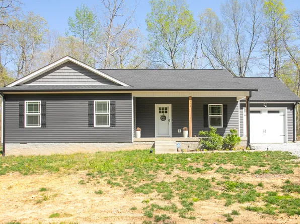 393 McElhiney Rd, Dickson, TN 37055