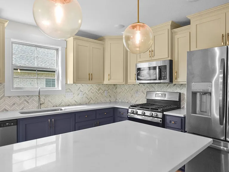 393 Frontier Dr — Photo 10