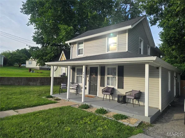 406 N Mill St, Festus, MO 63028