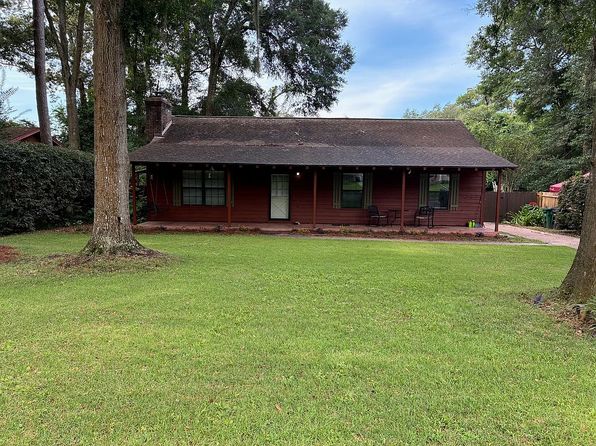 4913 Annette Dr