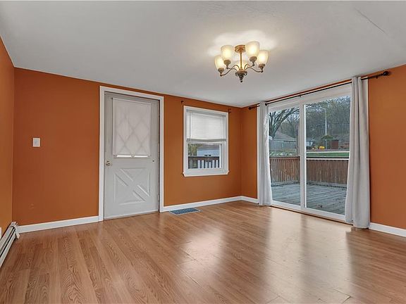 5th image of 204 Talcott St