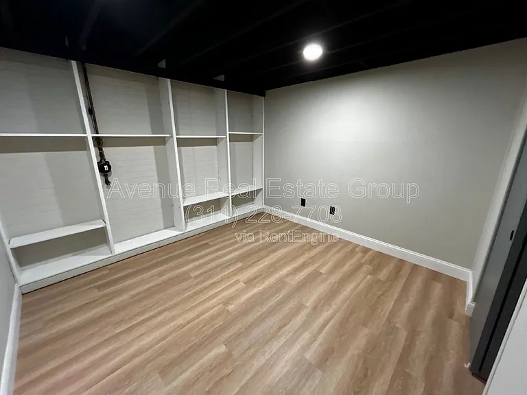 3265 Hermoso Dr — Photo 16