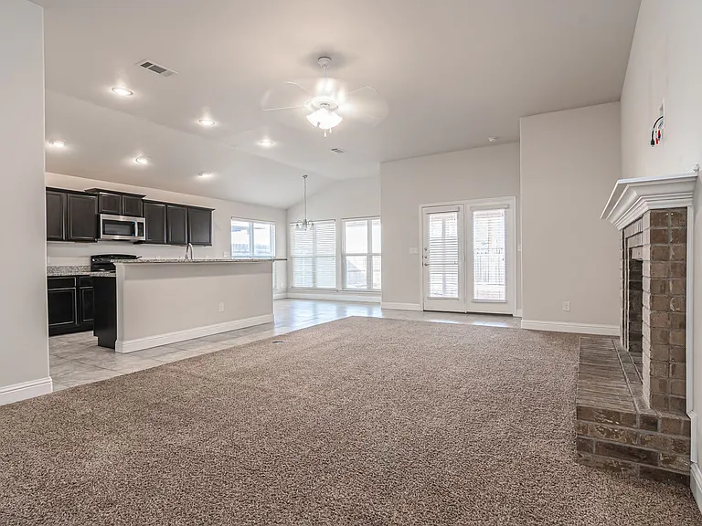 5917 Mile High Ln — Photo 3