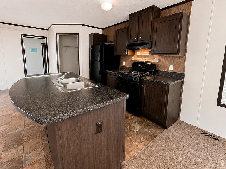 Stoney Creek Manufactured Home Community — Photo 8