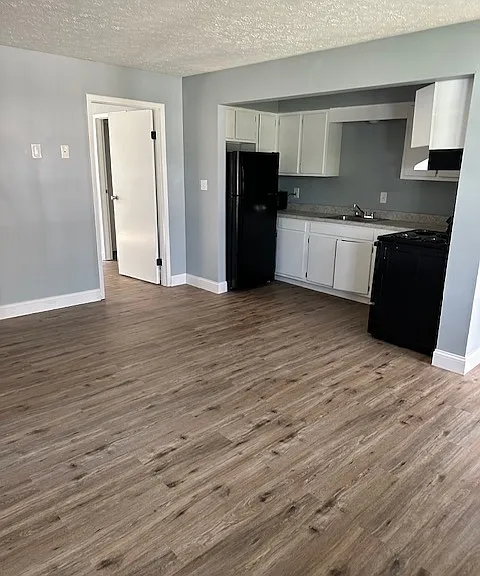 204 N Warren St #16 — Photo 3