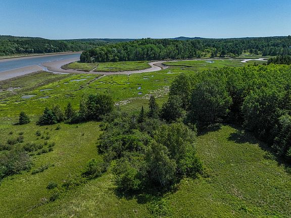 4th image of Lot 2 Meserve Point Road